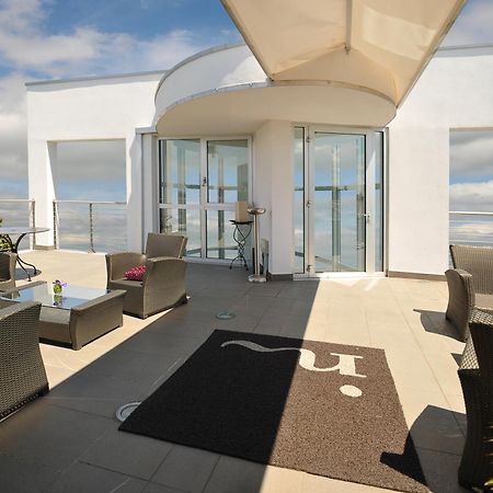 Hotel In - Lounge Room Cazzago  Exterior photo